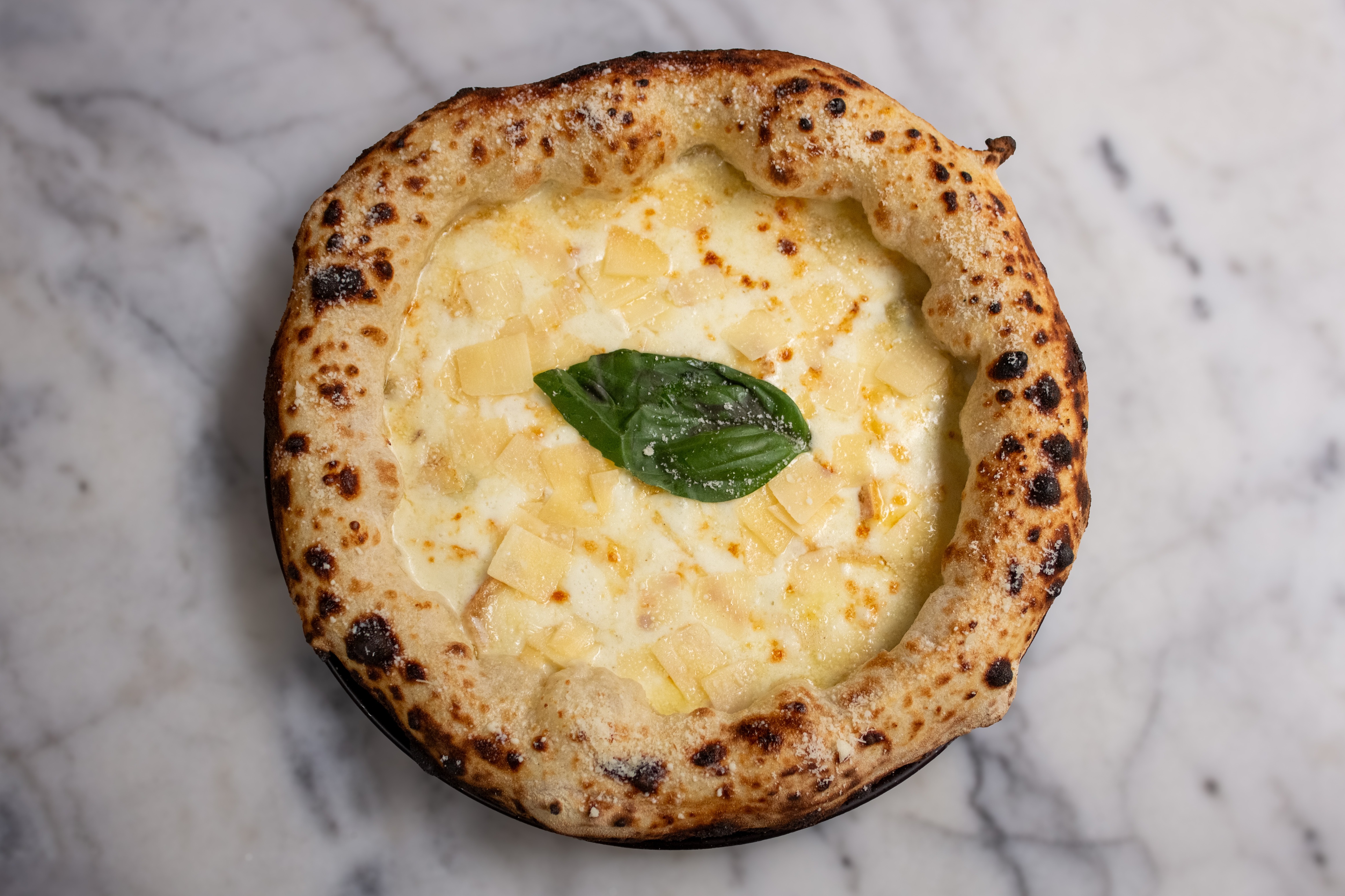 Quattro Formaggi Pizza